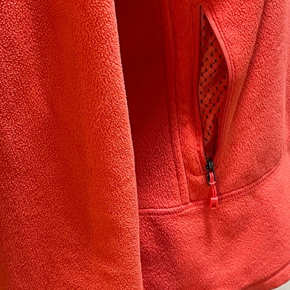 Patagonia hooded fleece jacket - Picture 4 of 10
